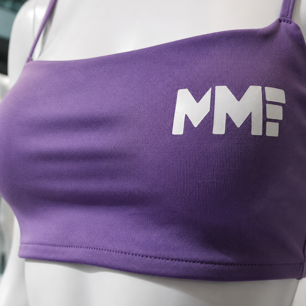 Top clásico morado